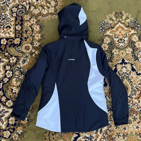 Spyder “Amp” Women's Black and White Ski Jacket size 10 or size M - Picture 11 of 13